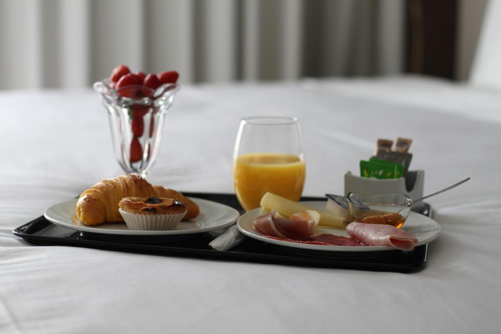 Almenara Suites Guest House 빌라노바데가이아 외부 사진